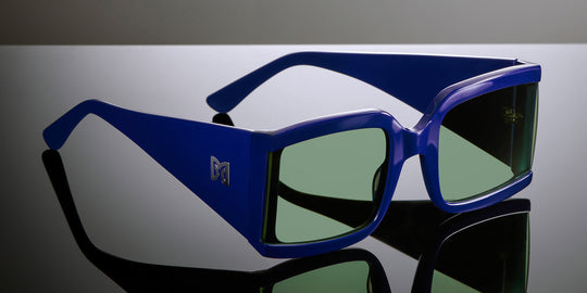 IRIS AZUL
